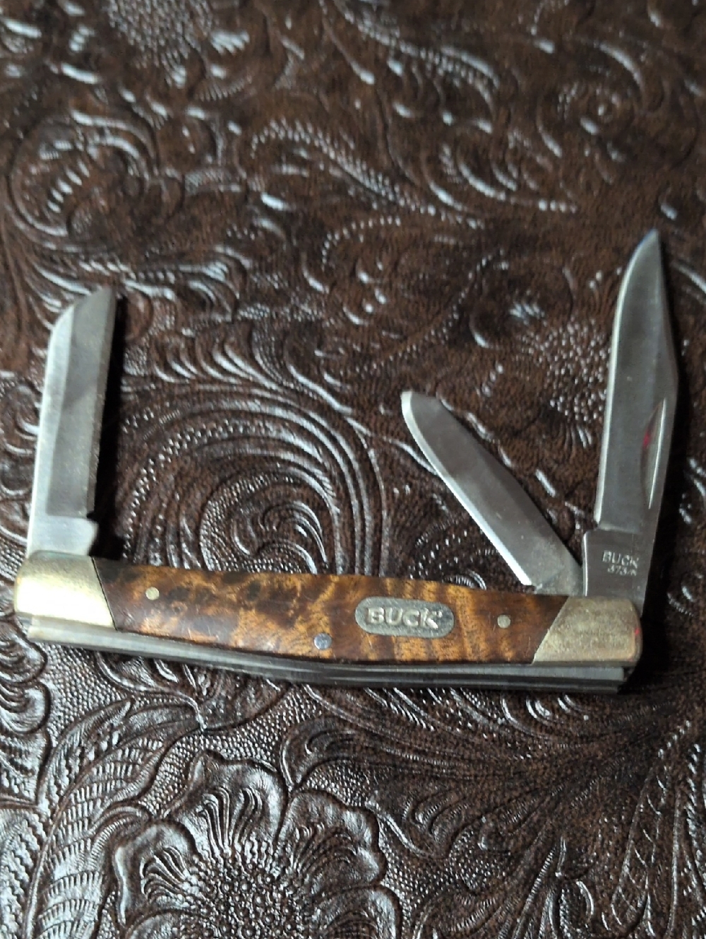 Folding Pocket Knife - Brown Handle Men’s Accessory